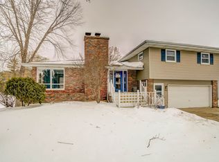 1546 River View Dr, Black Earth, WI 53515