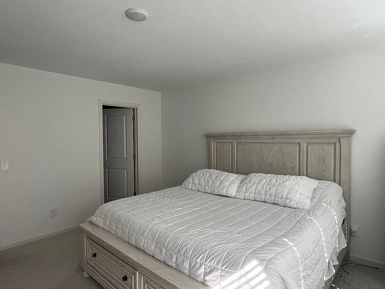 4704 Airlake Curv — Photo 9