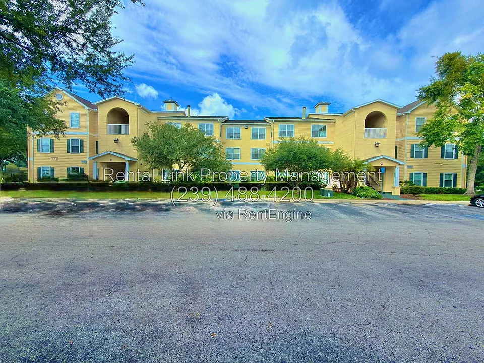 18553 Bridle Club Dr