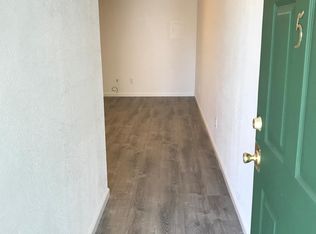 5729 Engle Rd #5, Carmichael, CA 95608