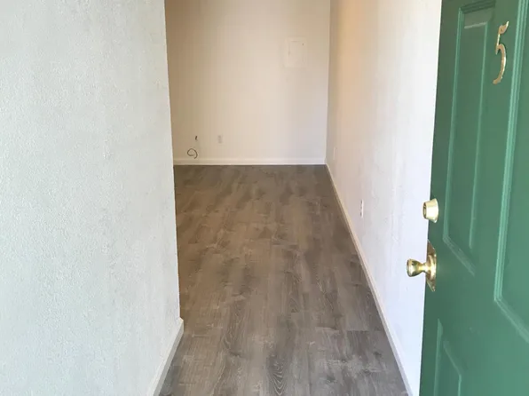 5729 Engle Rd #5, Carmichael, CA 95608