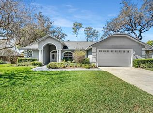 105 Park St, Safety Harbor, FL 34695