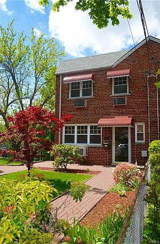 1st image of 1051 Quincy Ave