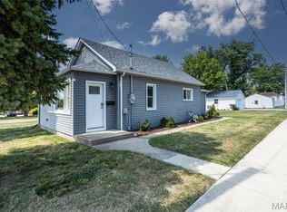 119 5th Ave, Edwardsville, IL 62025