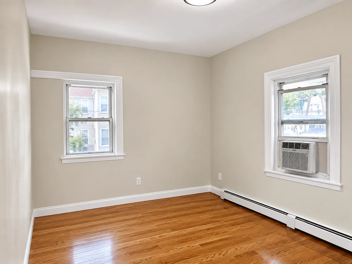 2 bed, $2,600 — Photo 2