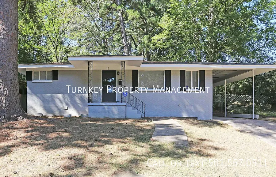 15 Woodcliff Cir