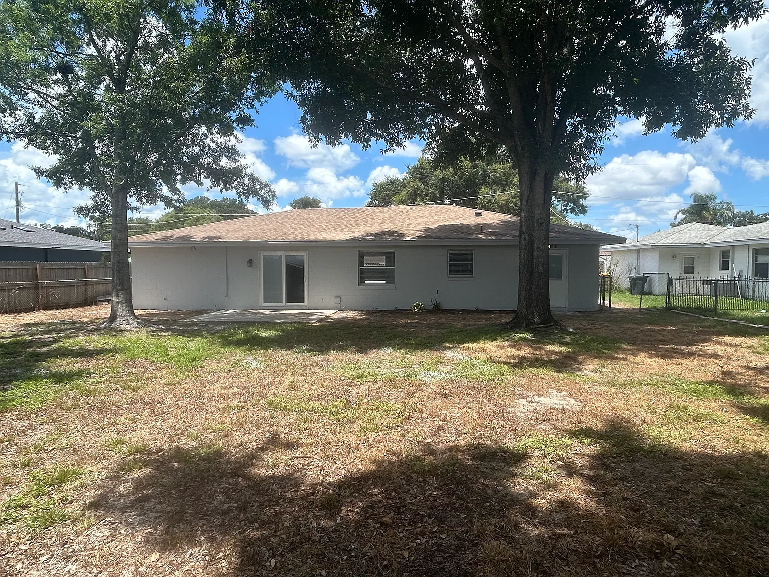 3 bed, 1579 sqft, $2,200 — Photo 2