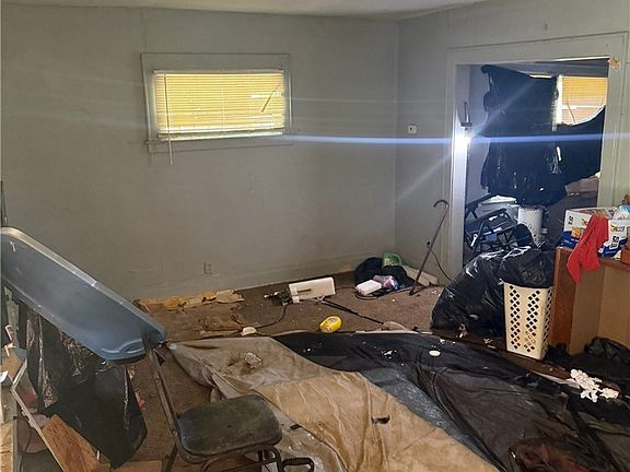 4th image of 139 Hope Ave