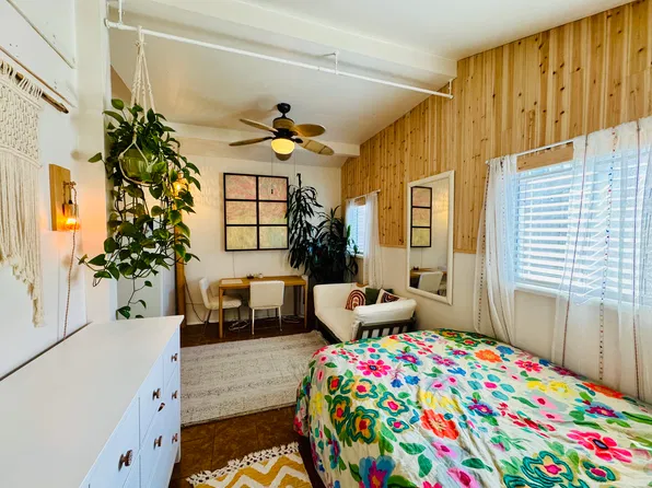 12808 Gilmore Ave #2, Los Angeles, CA 90066