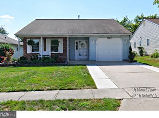 10 Windmill Ct, Columbus, NJ 08022