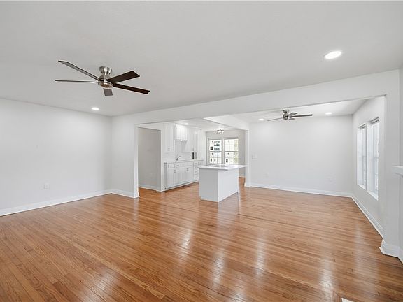 3rd image of 1333 York Avenue