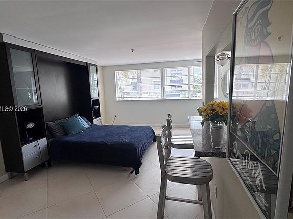 5th image of 865 Collins Ave APT 210
