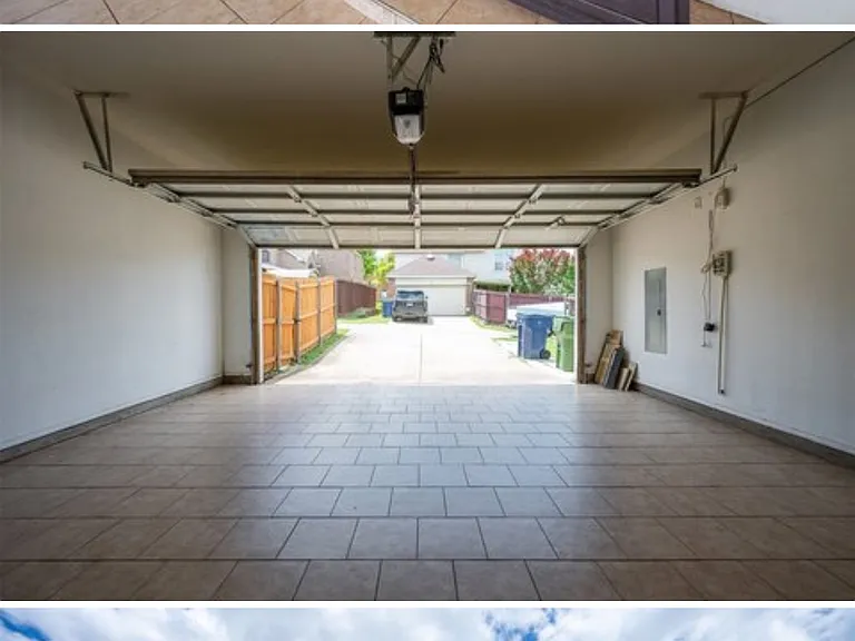1209 Crabtree St — Photo 4