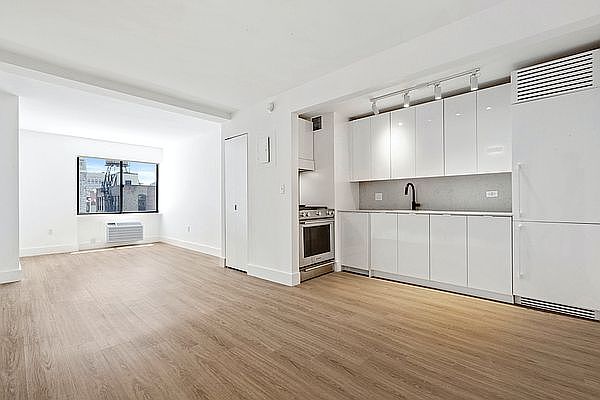 1st image of 160 W 24th St #A