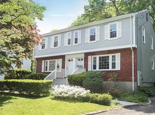 98 Parade Hill Rd, New Canaan, CT 06840