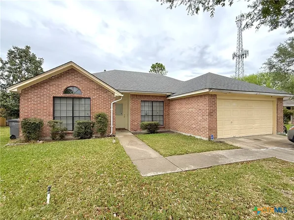 316 Cromwell Dr, Victoria, TX 77901