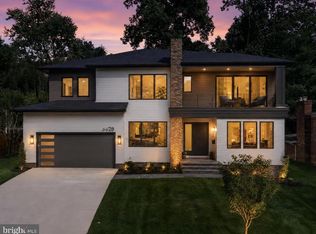5828 Tanglewood Dr, Bethesda, MD 20817