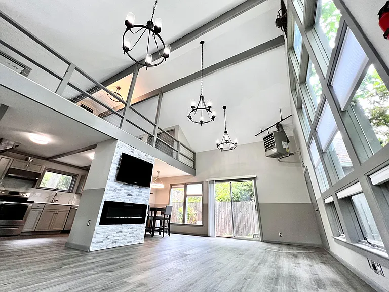 6116 Wooten Dr — Photo 2