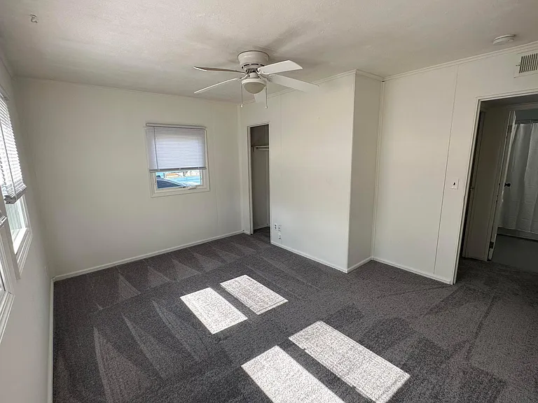 6752 Hamilton St — Photo 11