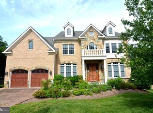 1583 Maddux Ln, Mc Lean, VA 22101