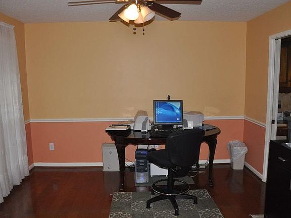 3rd image of 6404 Whispering Oaks Dr