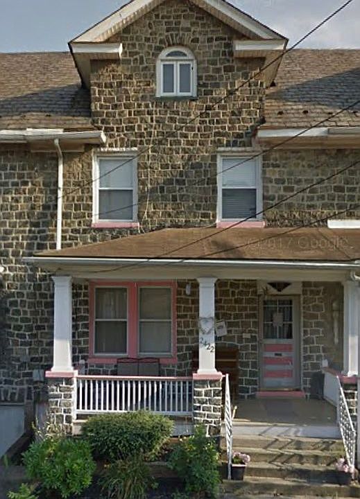 1st image of 2422 Sycamore St