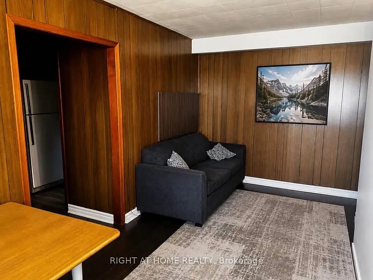 2 Bradford St — Photo 1