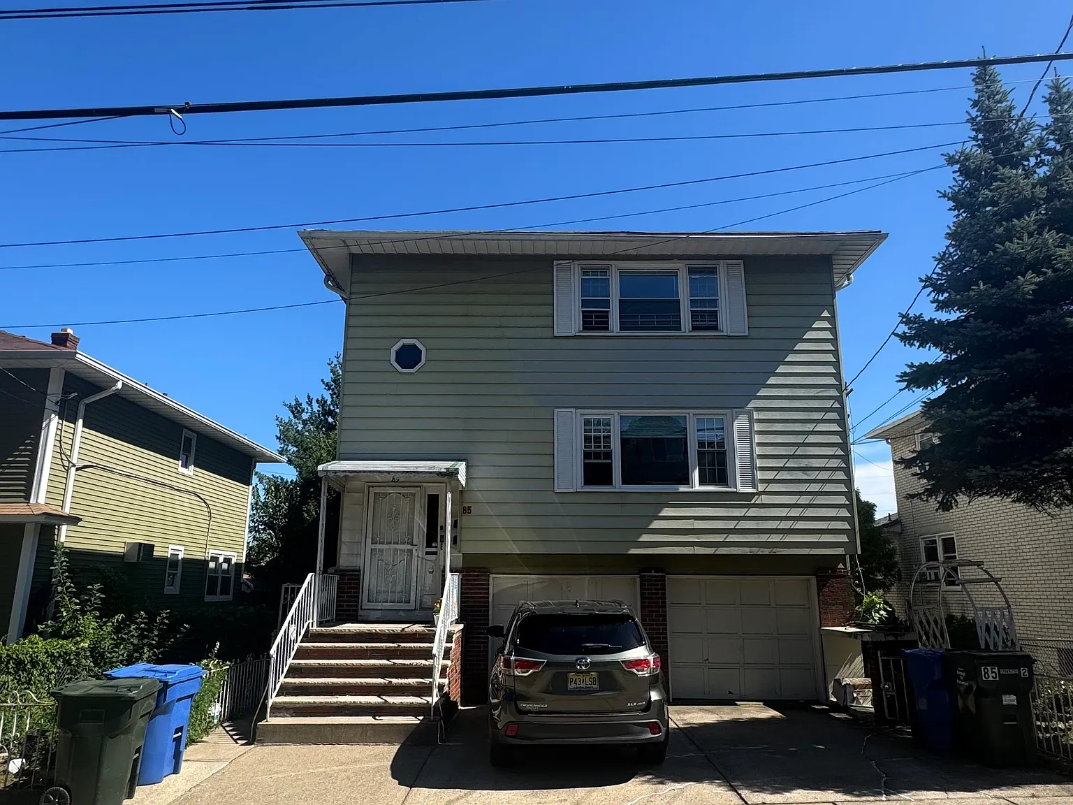 3 bed, $3,350 — Photo 1