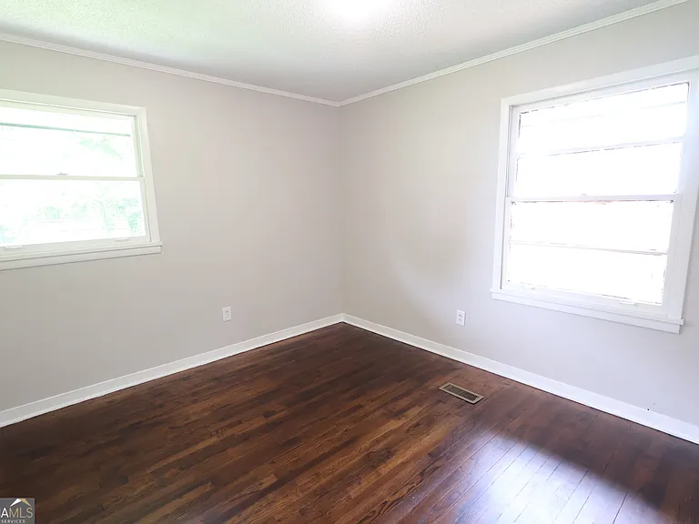 1465 Irwinton Rd — Photo 17