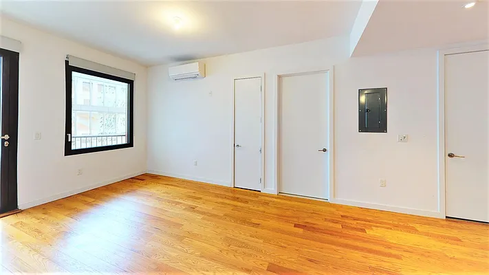 Rented by ACG Property Management LLC | media 27