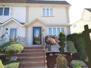 41 Saybrook St, Staten Island, NY 10314