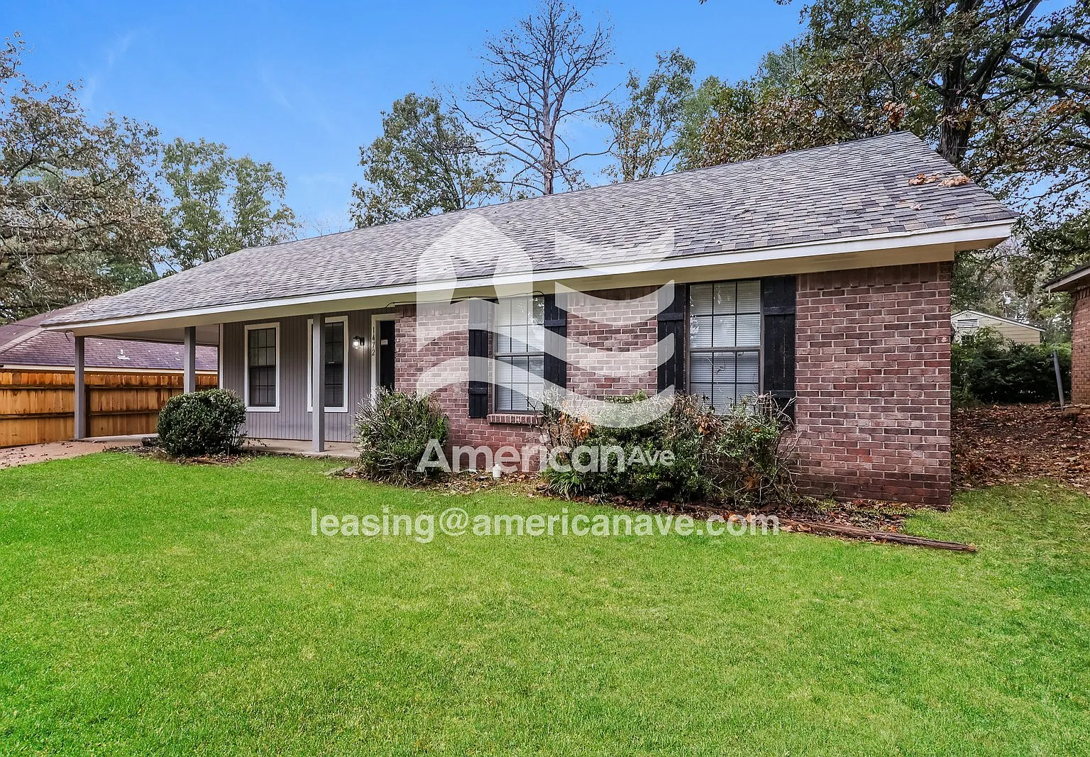3 bed, 2.0 bath, 1079 sqft, $1,217 — Photo 2
