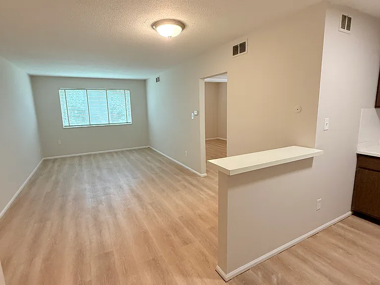 7323 Hoover Ave — Photo 6