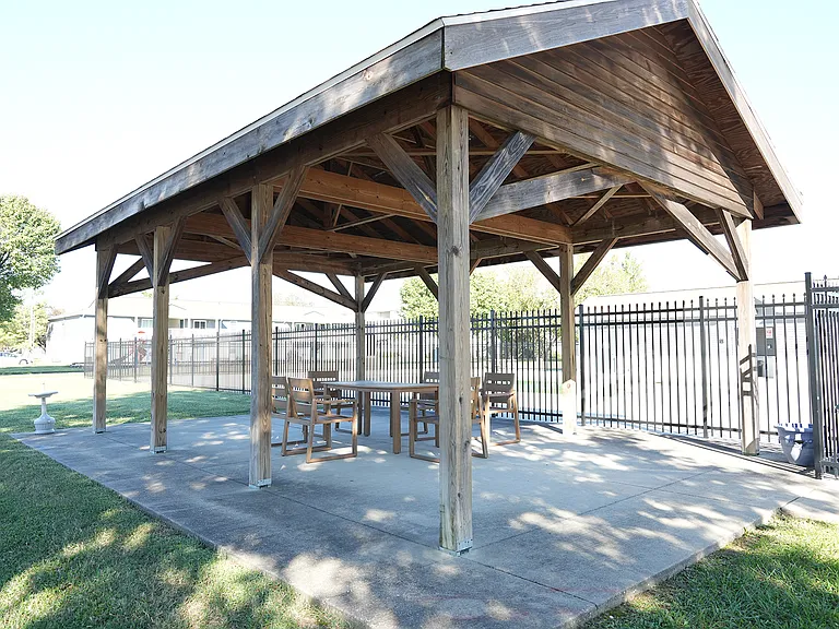 River Club — Photo 10