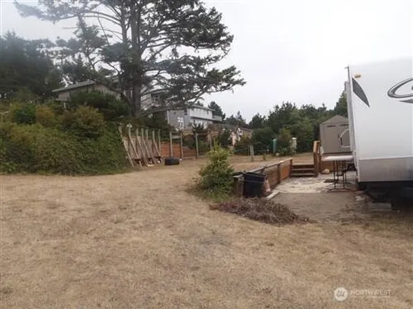 35306 I Place, Ocean Park, WA 98640