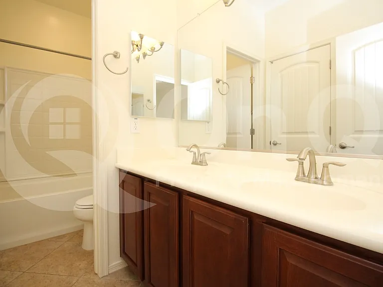 4598 S Burma Rd — Photo 26