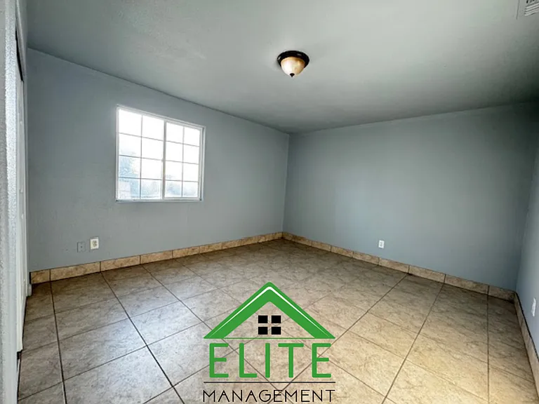 10575 Twin Cities Rd — Photo 11