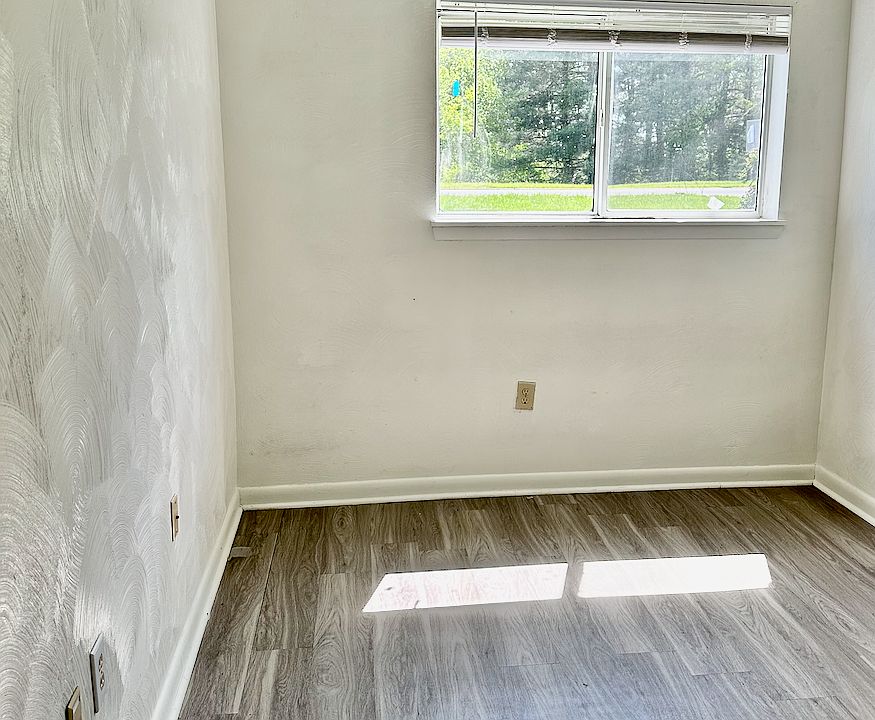 Bedroom #1