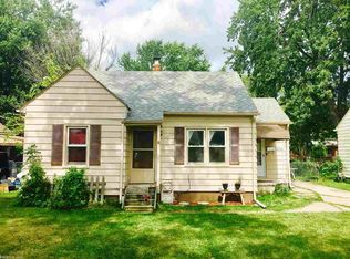 21727 Lange St, Saint Clair Shores, MI 48080