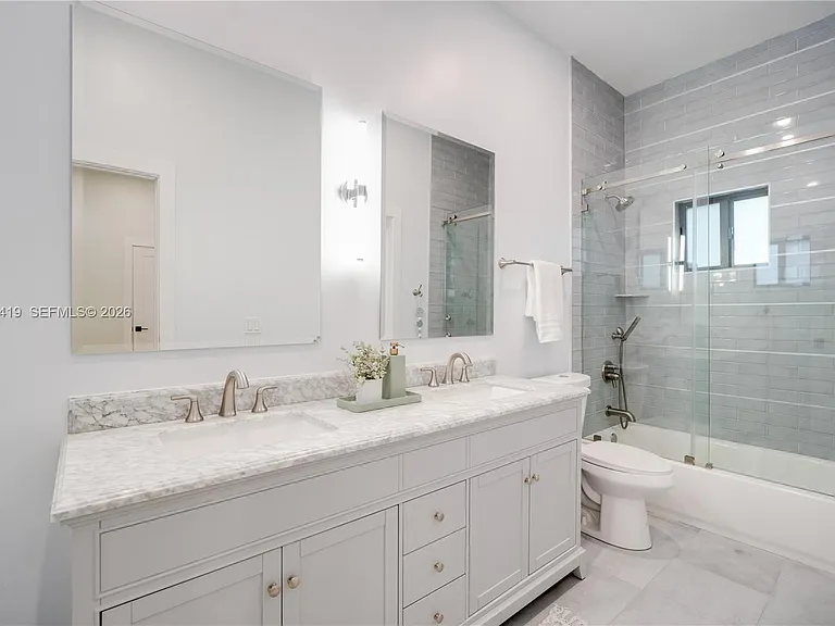 18326 SW 83rd Pl — Photo 48