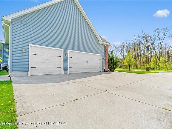 5th image of 4580 Dimond Way