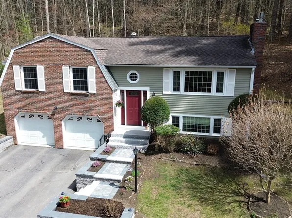 83 Lowell Rd, Westford, MA 01886