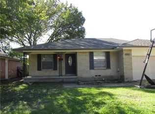 1118 Vicksburg Dr, Garland, TX 75041