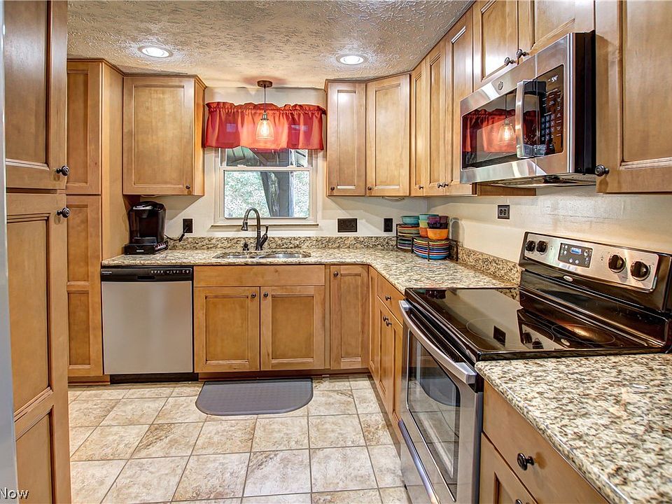 550 Guilford Blvd, Medina, OH 44256 Zillow