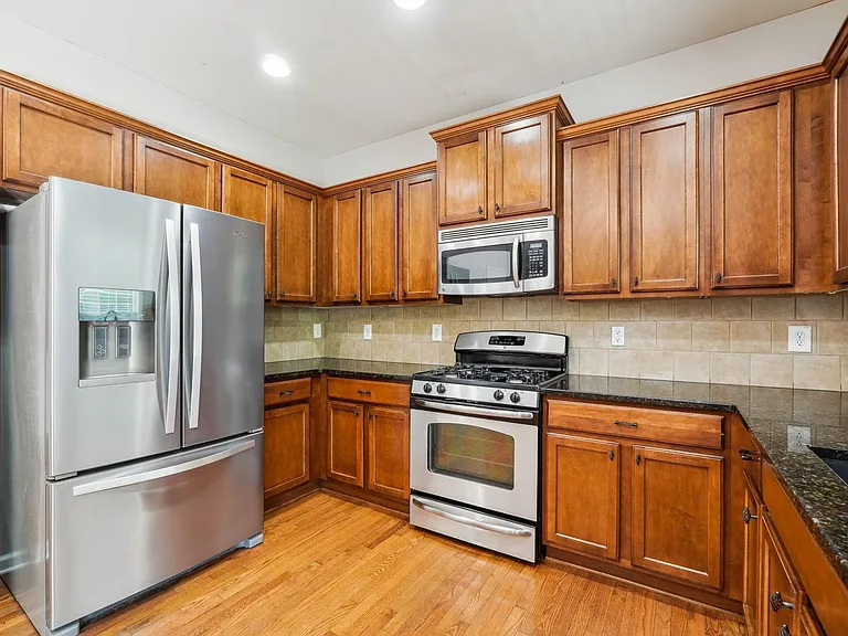 4450 Dartford Rd — Photo 17