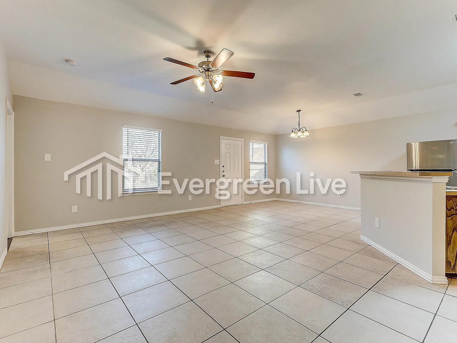 4 bed, 2.0 bath, 1492 sqft, $1,995 — Photo 2