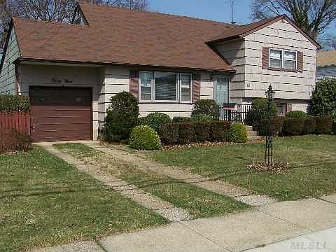 2nd image of 49 Cedar St