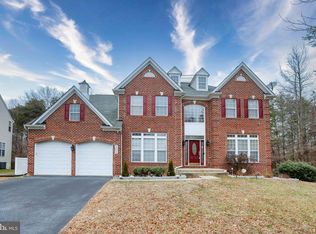 9906 Farm Pond Rd, Laurel, MD 20708