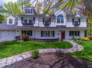 58 Richard Rd, Edison, NJ 08820