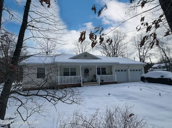 1720 Clover Rd, Long Pond, PA 18334